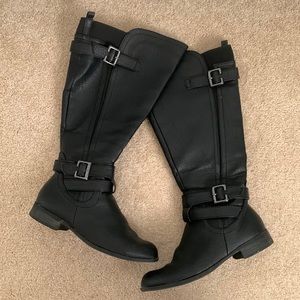 Mid-Calf Black Boots